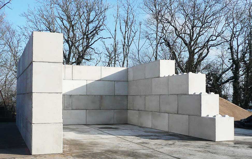 Bloc Empilable en béton préfabriqué