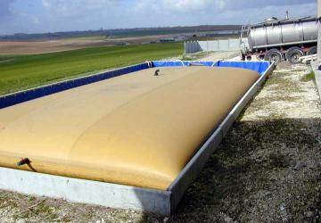 Citerne souple - 200 m3 - 16.40 x 10.36 m - h : 1.50 m